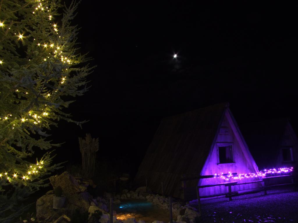 Garden Eco Houses Cebelica ボーヒニ エクステリア 写真