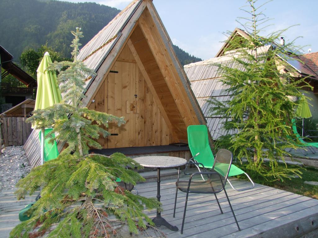 Garden Eco Houses Cebelica ボーヒニ エクステリア 写真