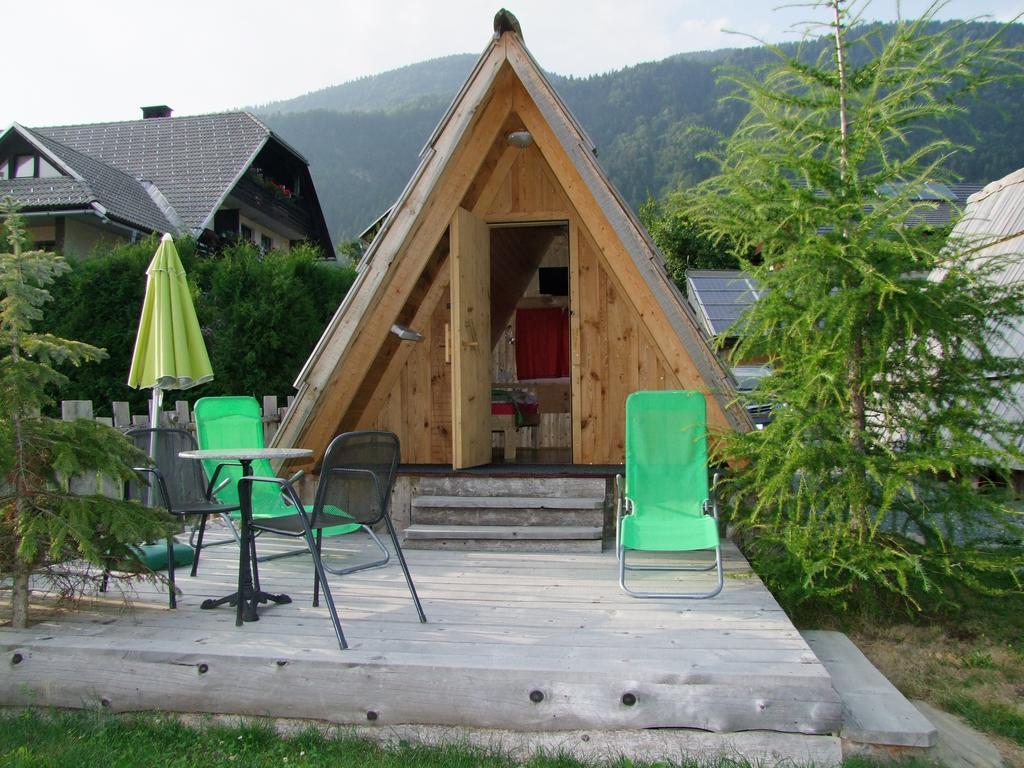Garden Eco Houses Cebelica ボーヒニ エクステリア 写真