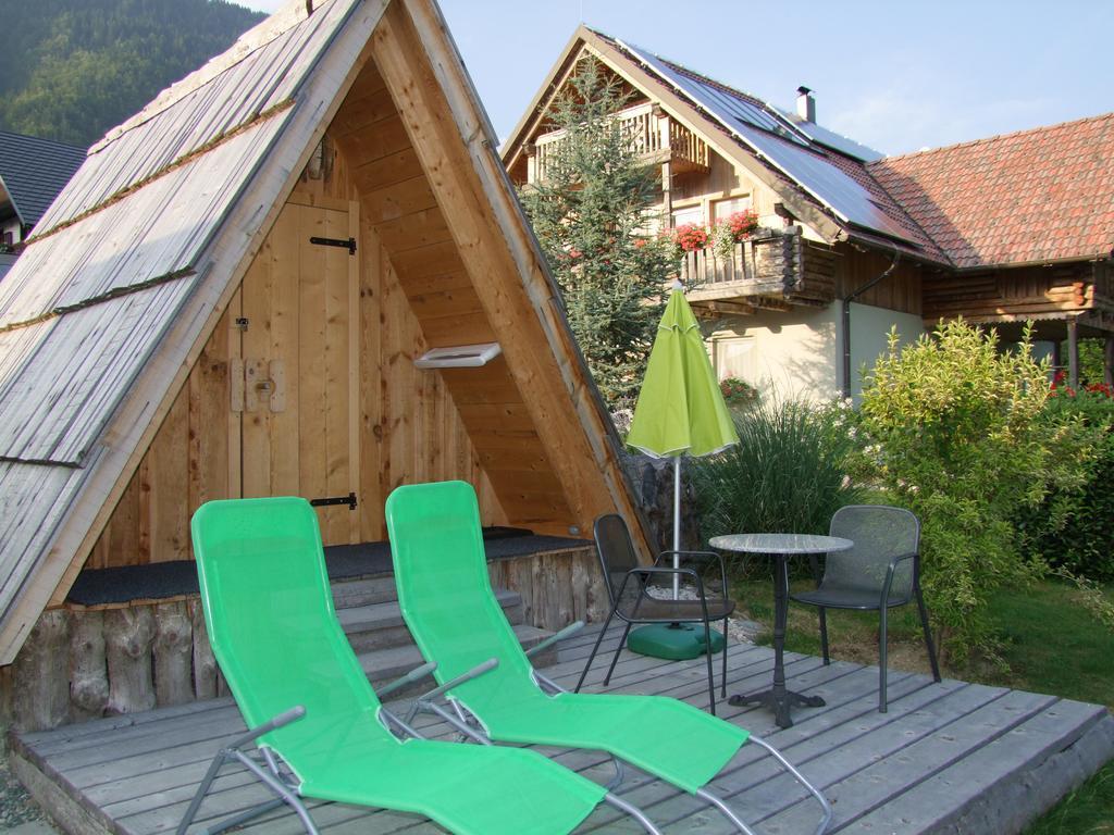 Garden Eco Houses Cebelica ボーヒニ エクステリア 写真