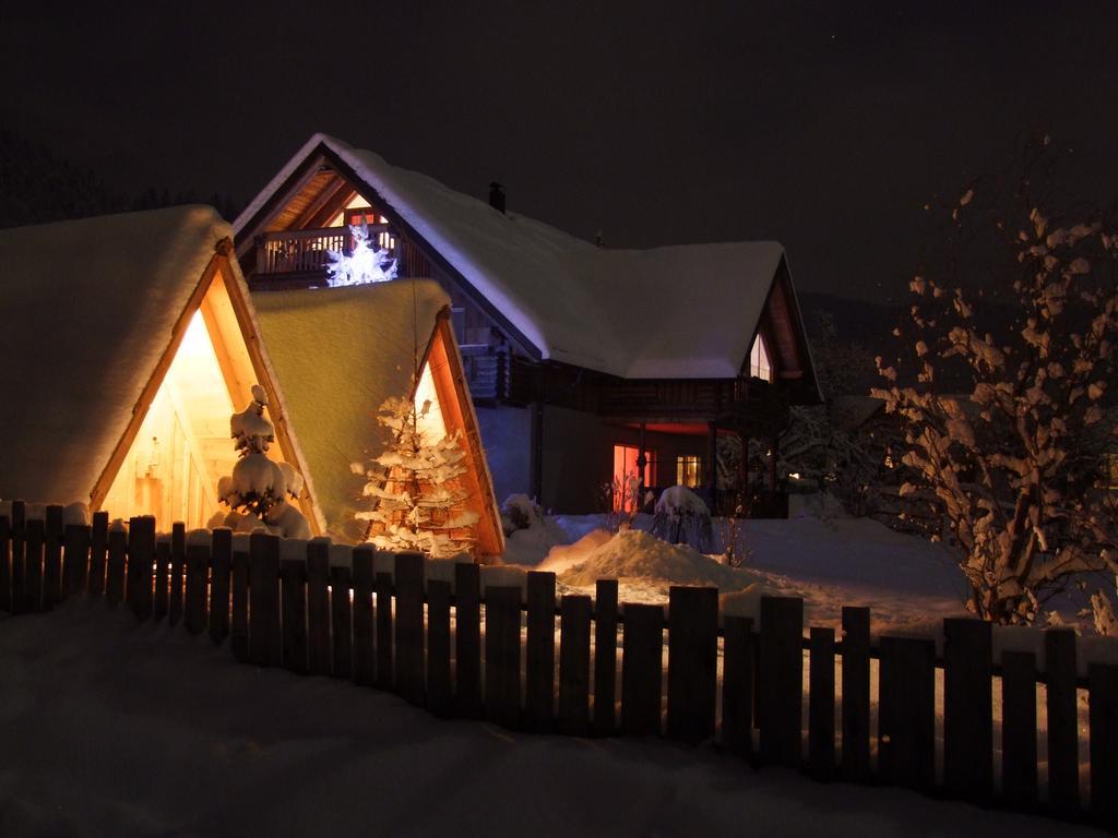 Garden Eco Houses Cebelica ボーヒニ エクステリア 写真